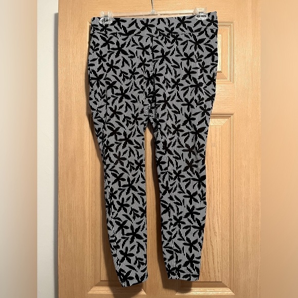 Lands' End Pants - Lands End Starfish Pull On Leggings Floral & Striped Print